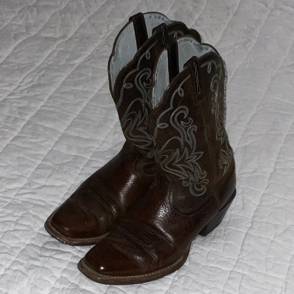 Ariat Women’s Legend Western Boots SZ 8.5 - Picture 1 of 12